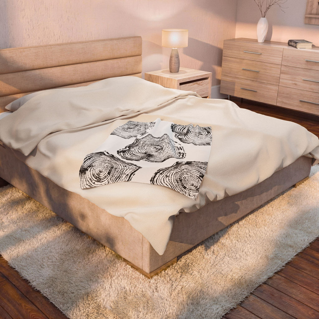 Woodcut Print Blanket | Plush Throw #0404